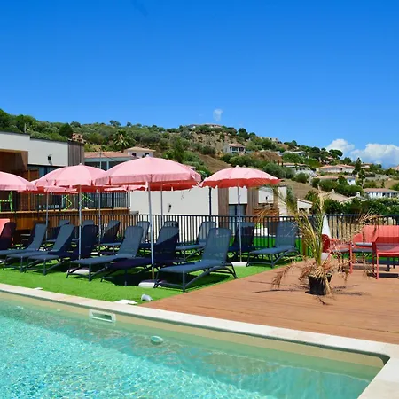 Casa Matteu 호텔 3*